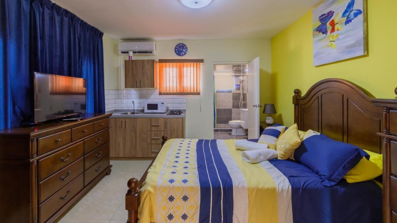 Omira Apartment Suites Виллемстад Экстерьер фото