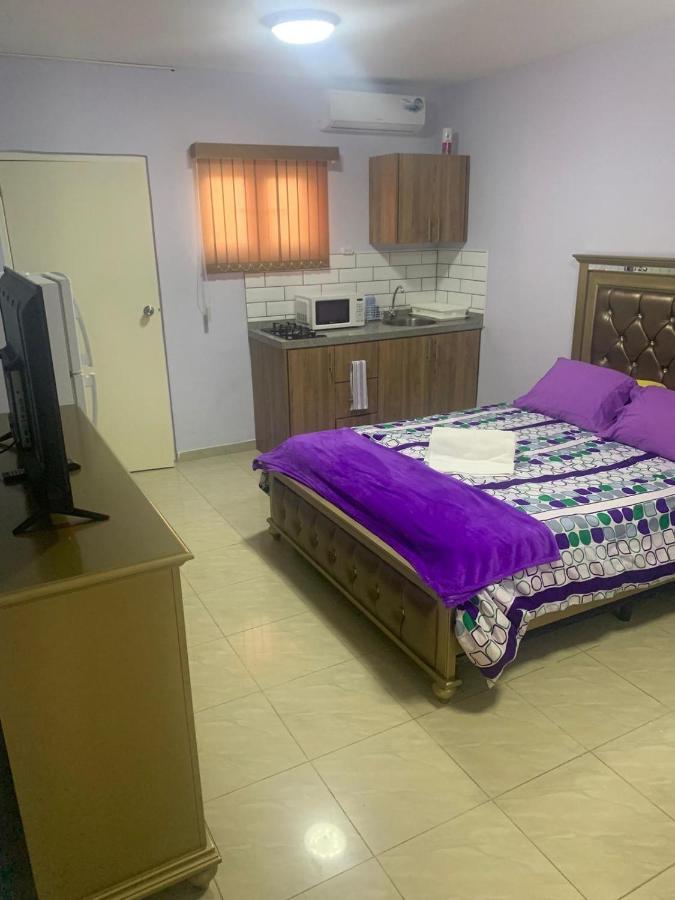 Omira Apartment Suites Виллемстад Экстерьер фото